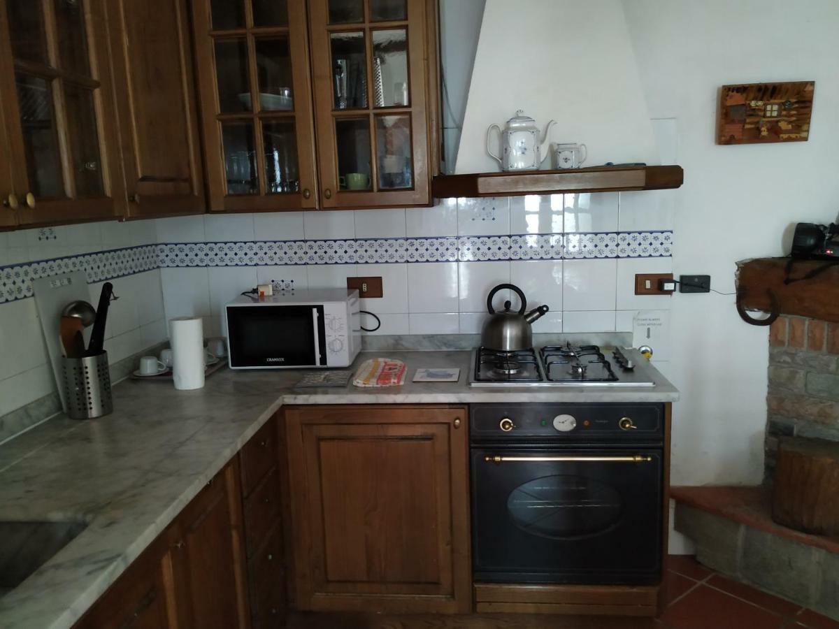 Tra Er Boscu Er Maa Villa Volastra Bagian luar foto